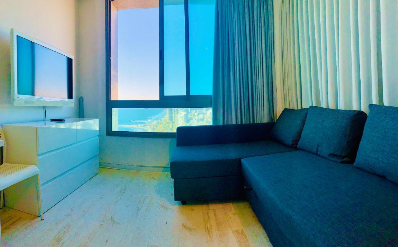 Sea Breeze Apartments Netanya Exterior photo
